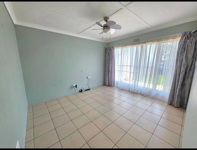 1 BEDROOM HOUSE FOR SALE IN RIVERSDALE